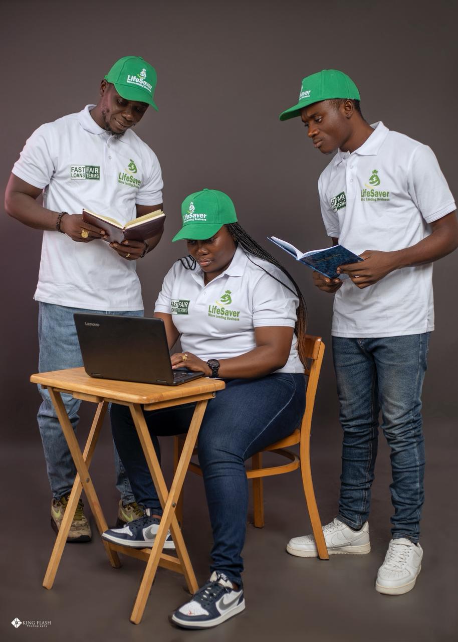 LifeSaver team working together